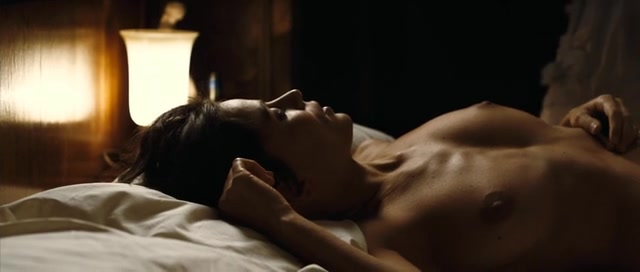 Elena Anaya nude, Natasha Yarovenko nude – Room in Rome (2010)