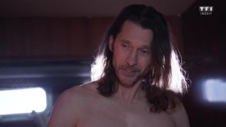 Manon Elezaar - Demain nous appartient s01e146 (2017) Naked hot video