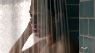 Mishel Prada, Maria-Elena Laas nude - Vida s02e02 (2019)