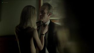 Helen Kennedy Nude, Melissa George (nn) - Hunted (2012) s1e1