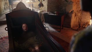 Charlotte Hope nude - The Spanish Princess s01e01 (2019)