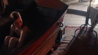 Charlotte Hope nude - The Spanish Princess s01e01 (2019)