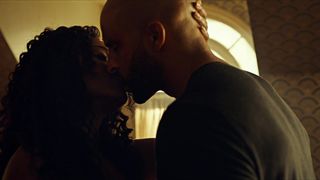 Yetide Badaki nude - American Gods s02e08 (2019)