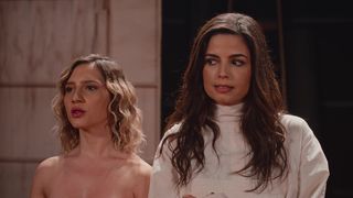 Lorena Comparato nude - Samantha! s02e05 (2019)