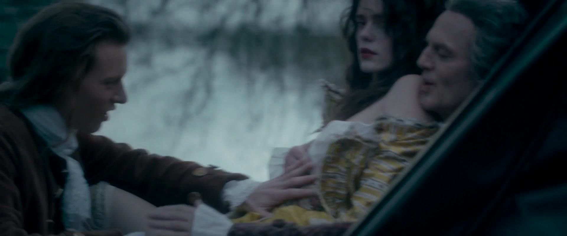 Stacy Martin nude – Dernier amour (2019)