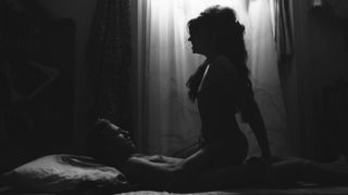 Jessy Moravec naked - Lasst die Alten sterben (2017)