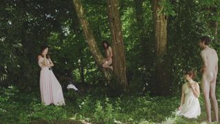 Laura Beckner, Carolina Thiele nude - (le) Rebound (2016)