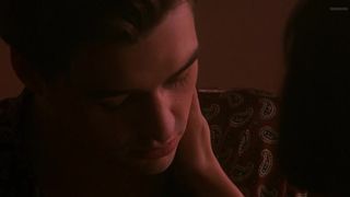 Nina Siemaszko Nude - Wild Orchid 2 (US 1991)