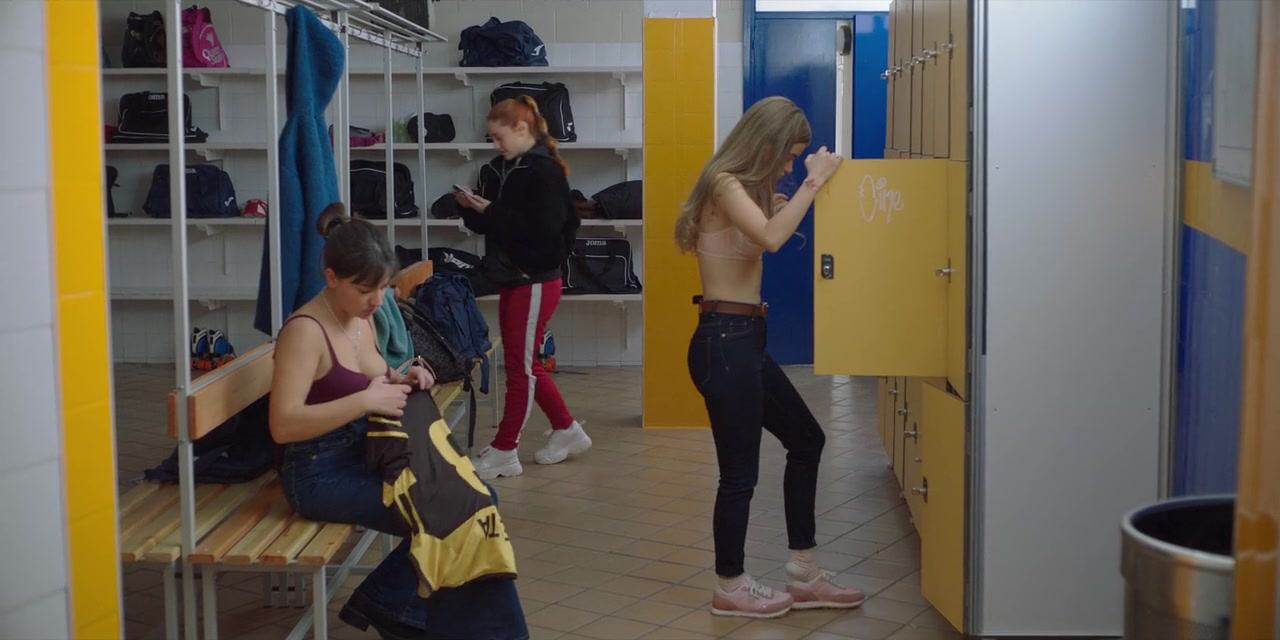 Julia Gibert, Natalia Barrientos – Les de l’hoquei s01e05 (2019)