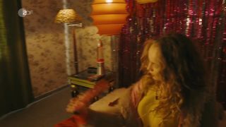 Luise von Finckh, Marie Bloching nude - Kommissarin Lucas s01e28 (2019)