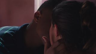 Julia Yamaguchi nude - Sintonia s01e02 (2019)