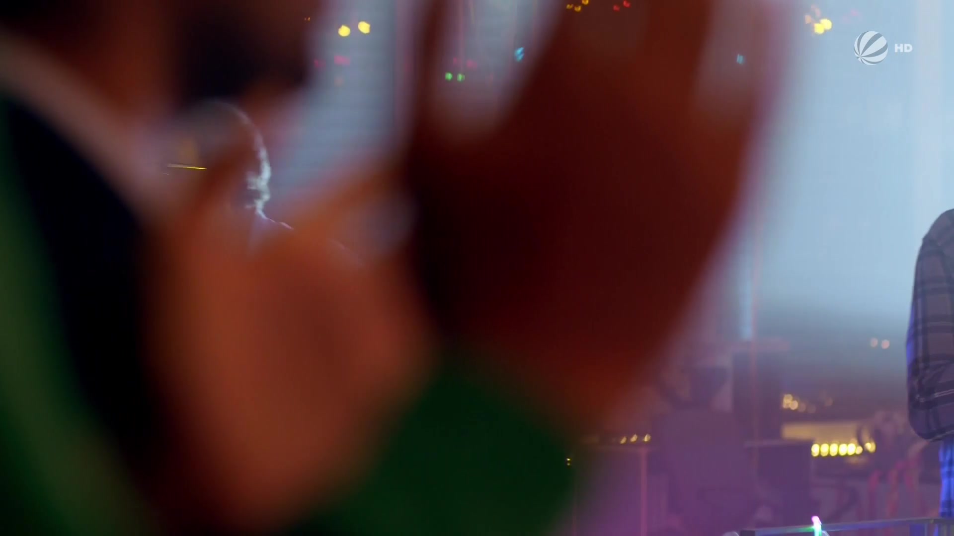 Dagny Dewath nude – Einstein s03e07 (2019)