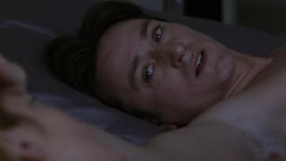 Julie Gayet Nude - Sans laisser de traces (2010)