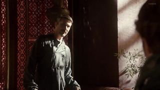 Emily Diamond Nude - Game Of Thrones s01e03 (2011)