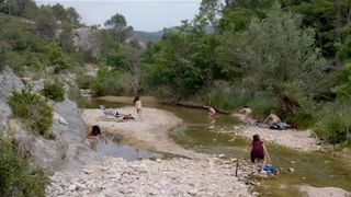 Amira Akili, Margot Guilton Full Frontal, Explicit Nudity, Sex scenes in 'Métamorphoses'