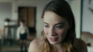 Saskia Rosendahl, Ulrike C. Tscharre, Juta Vanaga - Werk ohne Autor (2018) Censorship nude scene