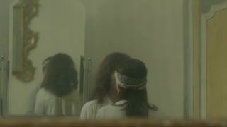 Alice Barnole Topless, Bath Scene, Fantasy, French in 'La nuit m'appelle'