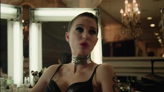 Natalie Portman nude - Vox Lux (2018)