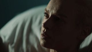 Kasia Smutniak, Carolina Crescentini Nude - Allacciate le cinture (IT 2014)