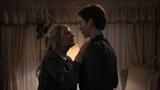 Kirsten Dunst nude - On Becoming a God in Central Florida s01e04 (2019)