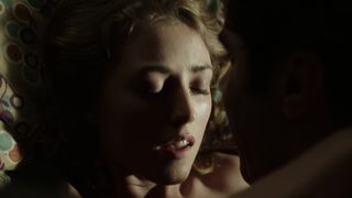 Annie Parisse, Katie Finneran Naked Doggy Style, Clothed Sex, Topless in 'The Looming Tower'