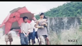 Rihanna sexy – Vogue Brasil- Behind The Scenes (2014)