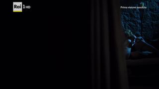 Miriam Leone, Valentina Belle, hot - Medici Masters of Florences01e01 (2016) Naked actress in a TV movie scene