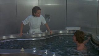 Annie Girardot  - Traitement de choc