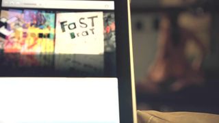 Jasmin Lord naked - Blutsschwestern - Jung, magisch, todlich (2013)