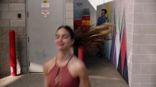 Melissa Barrera nude - Vida s02e05 (2019)