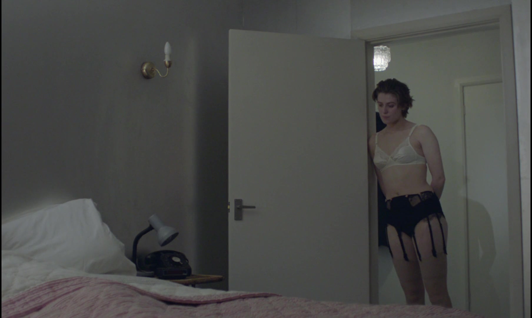 Here the best scenes are Honor Swinton Byrne nude - The Souvenir (2019). 
