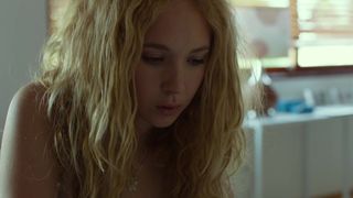 Kathryn Hahn nude – Afternoon Delight (2013)