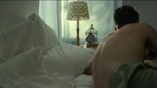 Mackenzie Davis - Izzy Gets the Fuck Across Town (2017) celeb hot scene