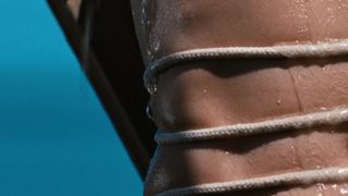 Marine Sainsily, Elina Lowensohn naked - Laissez bronzer les cadavres (2017)