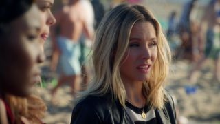 Kristen Bell nude - Veronica Mars s04e01 (2019)
