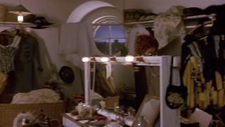 Moira Kelly, Diane Lane - Chaplin (1992)