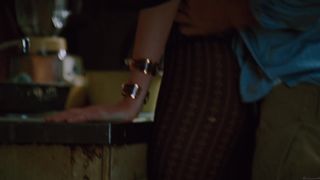 Anne Hathaway Sexy for 'Love and Other Drugs'