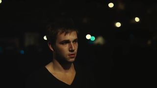 Stefanie van Leersum Nude - Sevilla (2012)