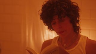 Victoria Cronin, Roberta Colindrez - Friends Like That (2020) Nude sexy video