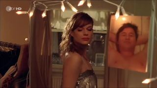 Suzan Anbeh Nude - Leo und Marie - Eine Weihnachtsliebe (2008)