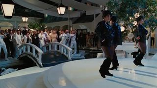 Liza Minnelli Sexy - Sex and the City 2 (2010)