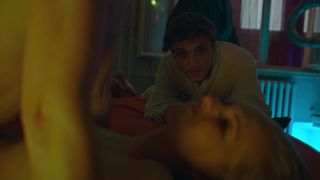 Theresa Stork, Erica Herbolds - Fikkefuchs (2017) Naked movie scene