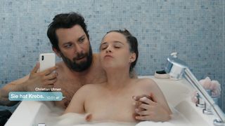 Jasna Fritzi Bauer nude - Jerks s03e01 (2019)