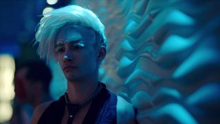 Seyneb Saleh nude - Mute (2018)