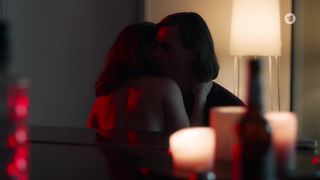 Emma Drogunova sexy - Tatort  (2020)