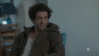 Leslie Medina naked - Mike s01e04-08 (2019)