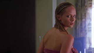 Denise Richards, Marley Shelton nude - Valentine (2001)