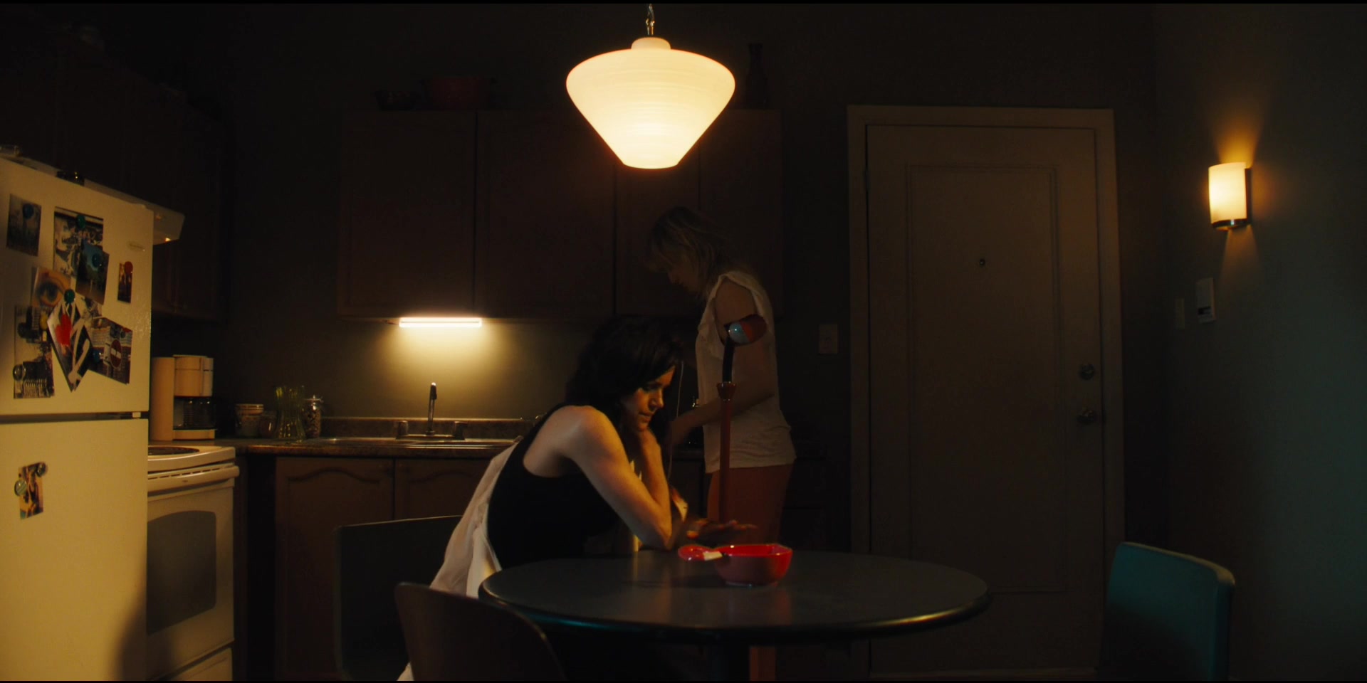 Gaite Jansen naked – Jett s01e03 (2019)