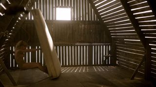 Solsikke Lausten nackt - Som Folger Solen (2013)