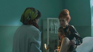 Magdalena Boczarska, Justyna Wasilewska nude - Sztuka Kochania-Historia Michaliny Wislockiej (2017)